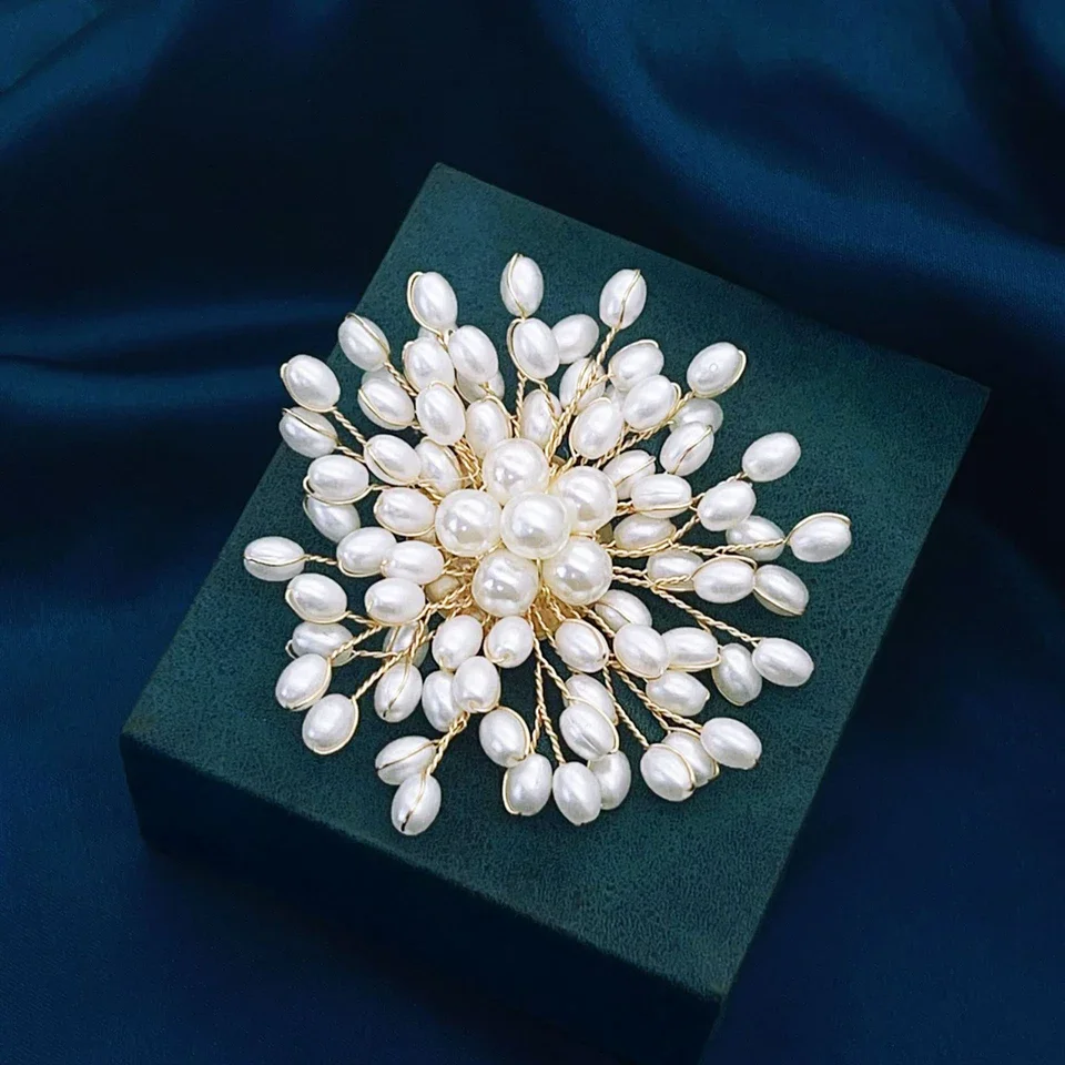 Pearl Woven Flower Brooch For  - Men Fashion Elegant reseña y precio